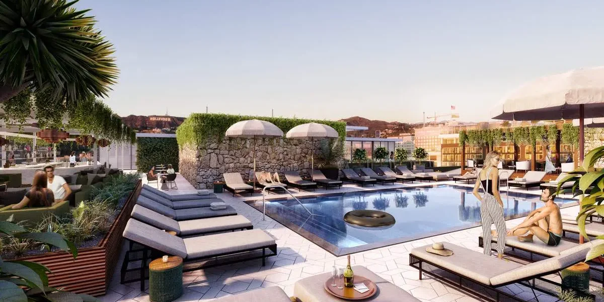 Tommie Hotel Pool